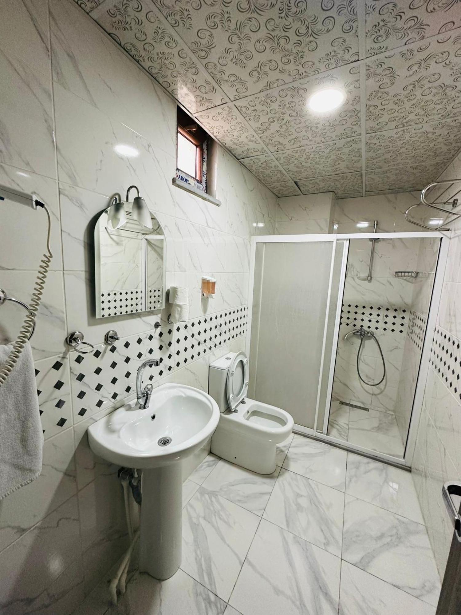 Toprak Hotel فان المظهر الخارجي الصورة